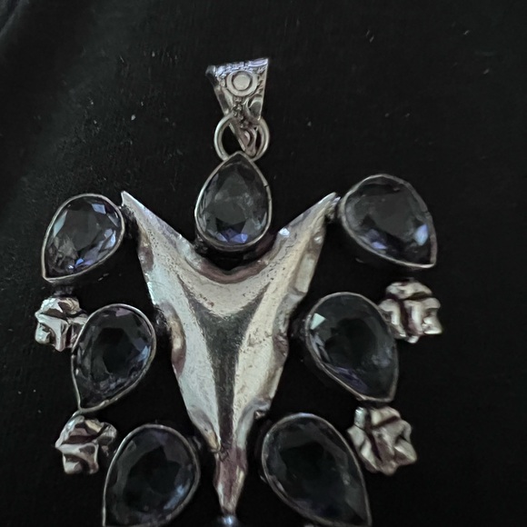 Elegant Silver and purple Pendant Necklace - Picture 5 of 10